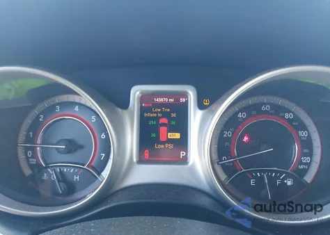 2013 Dodge Journey R/T z USA, uszkodzony, nr VIN 3C4PDCEG5DT556694